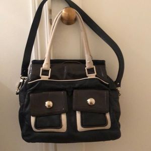 GORGEOUS Kate Spade timeless handbag!